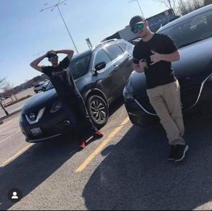 Meet your Posher, Carson